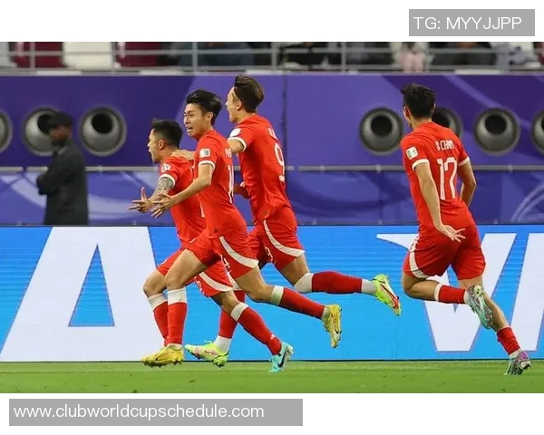 2001年中国足球队对阵阿联酋的经典对决回顾与分析 2001年中国足球队对阵阿联酋的经典对决回顾与分析