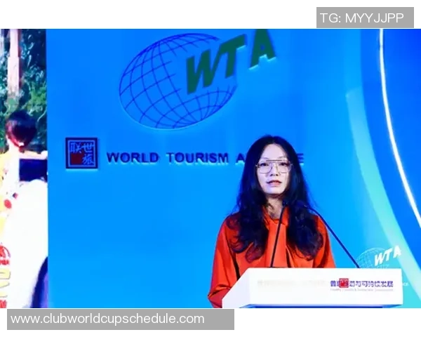 张娜的英雄联盟之路：从新手到职业选手的深度对话与成长故事